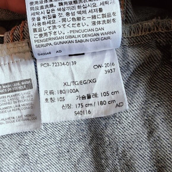 Levi's Classic Denim Jacket XL Blue PC9-72334-0139  2016 Buttons Long Sleeves - Picture 10 of 10